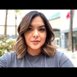 Meet your Posher, Cristina